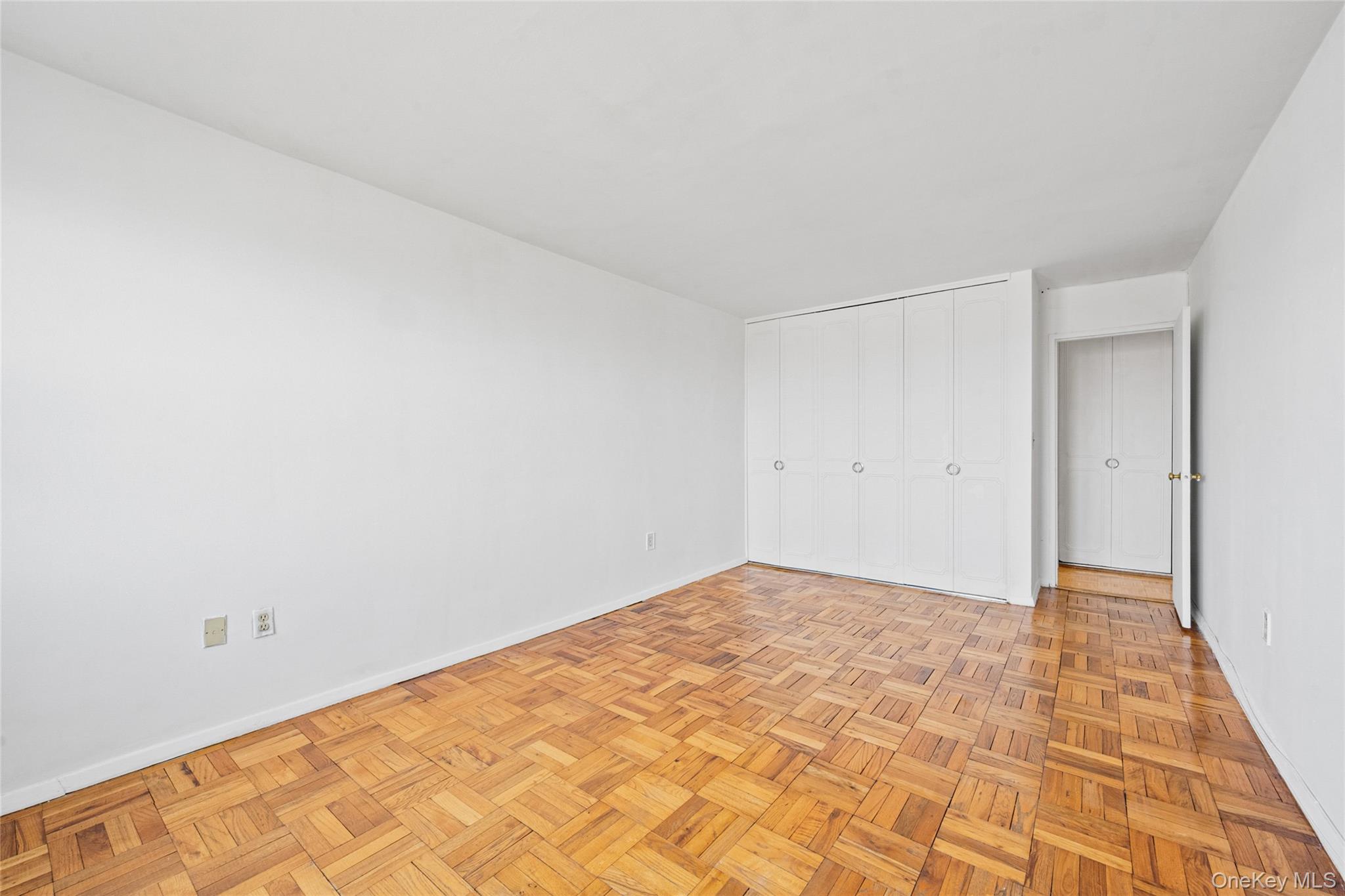 #9 photo, 1841 Central Park Avenue, Yonkers , NY 10710