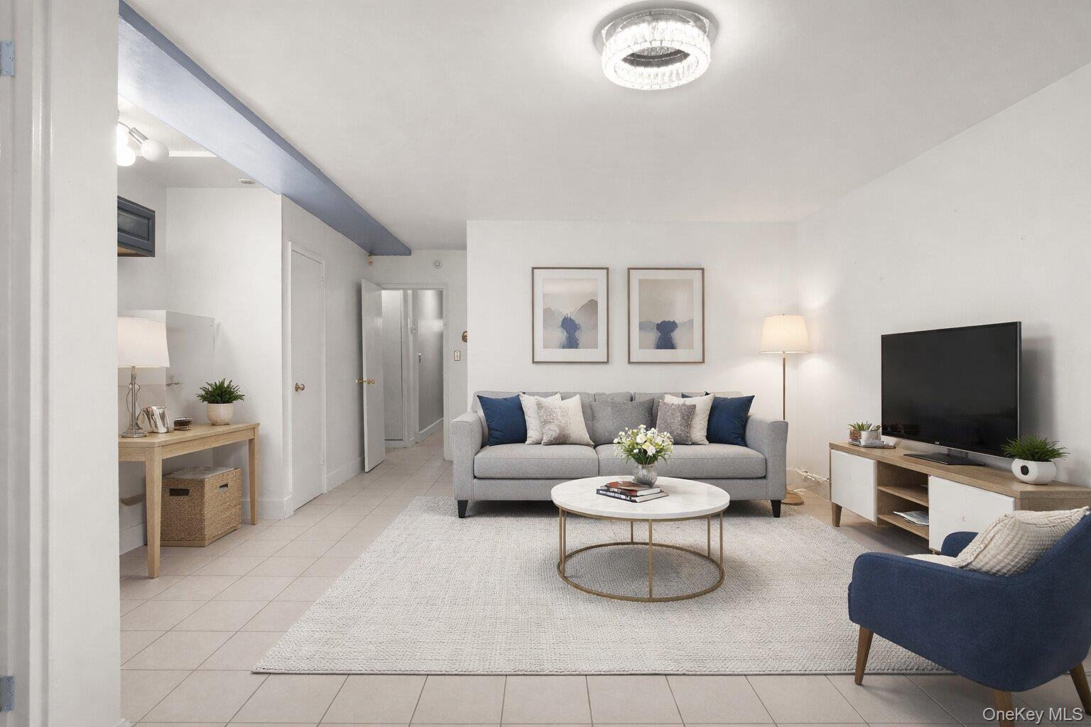 #13 photo, 2524 Radcliff Avenue, Bronx , NY 10469