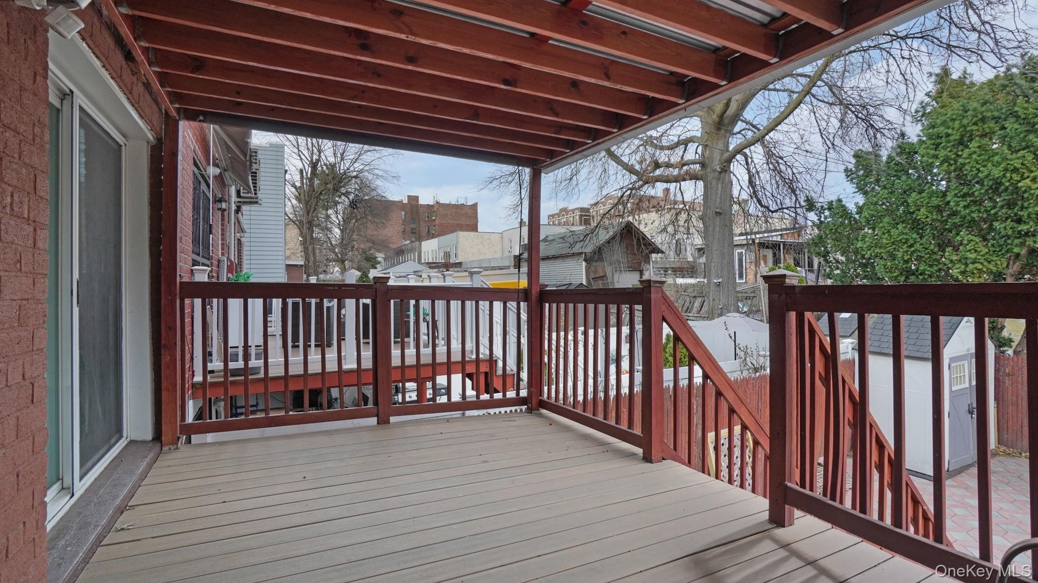 #2 photo, 2524 Radcliff Avenue, Bronx , NY 10469