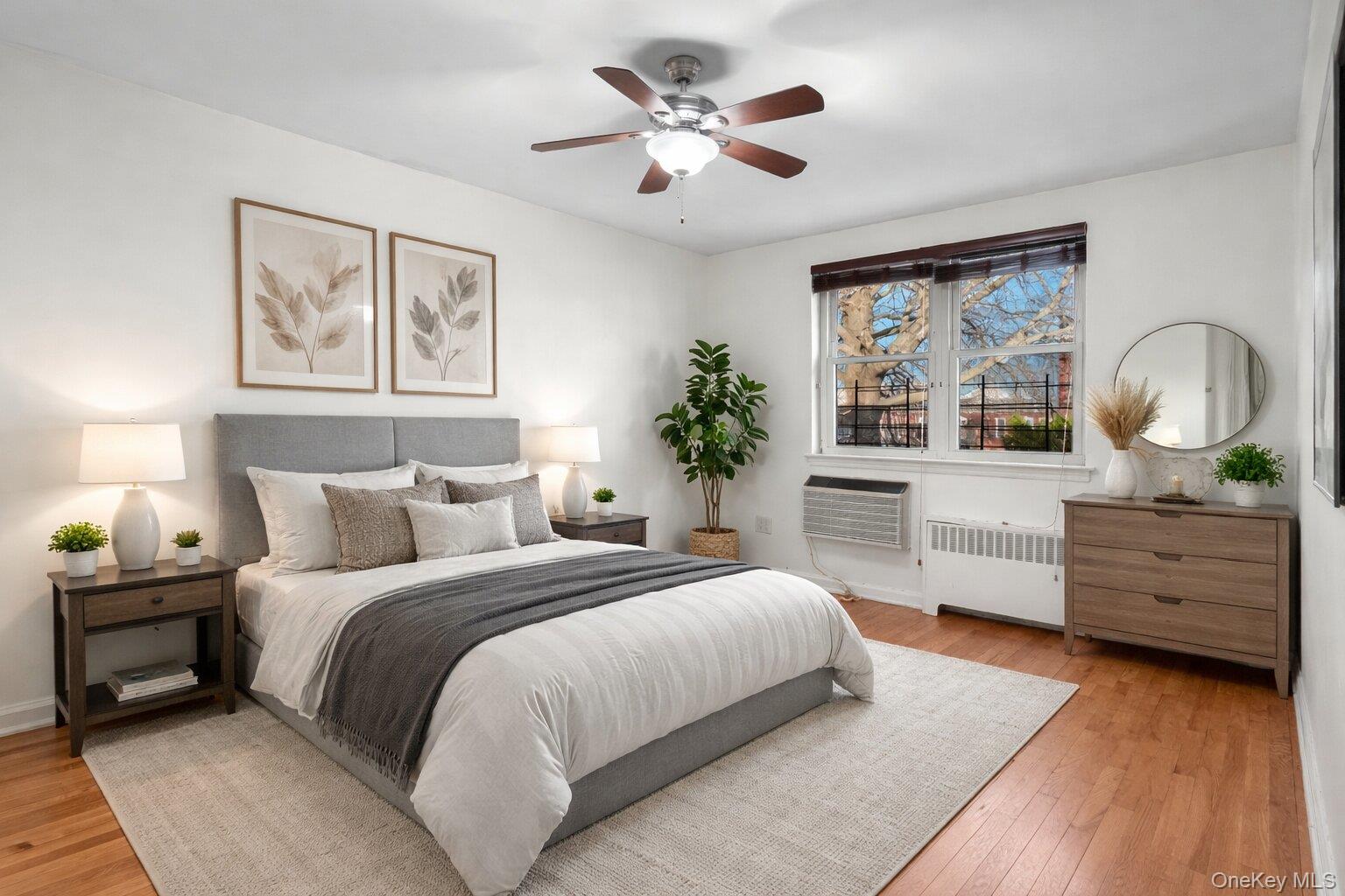 #8 photo, 2524 Radcliff Avenue, Bronx , NY 10469