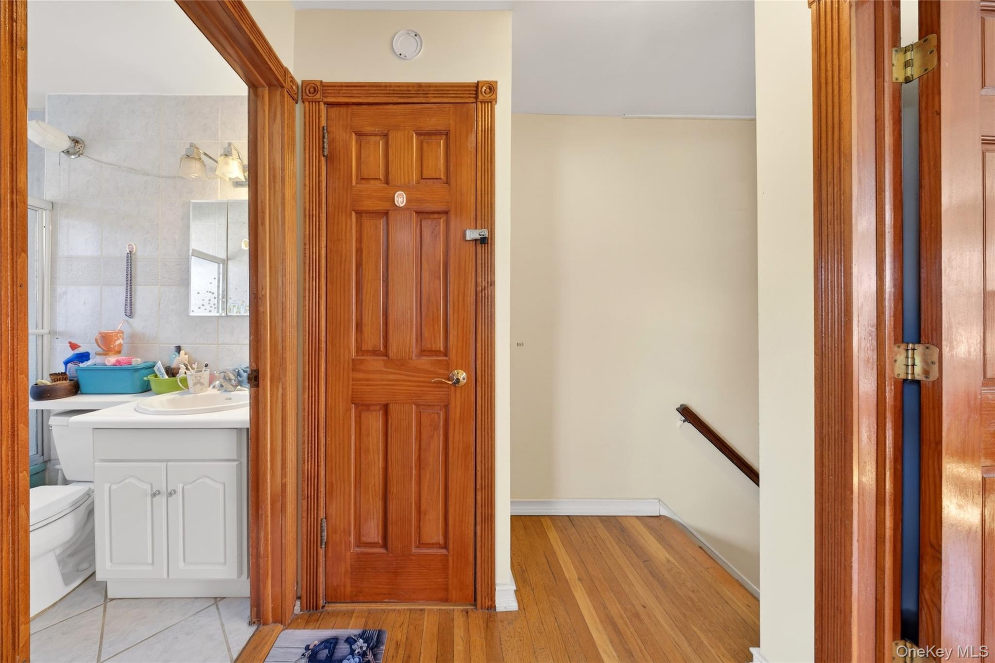 #11 photo, 69-20 199th Street, Fresh Meadows , NY 11365