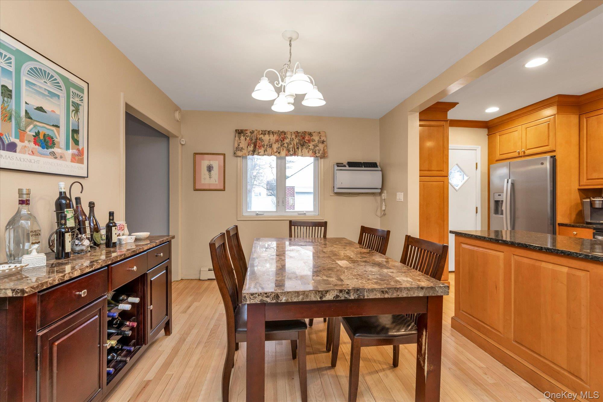 #8 photo, 87 Powell Avenue, 长岛 Merrick , NY 11566