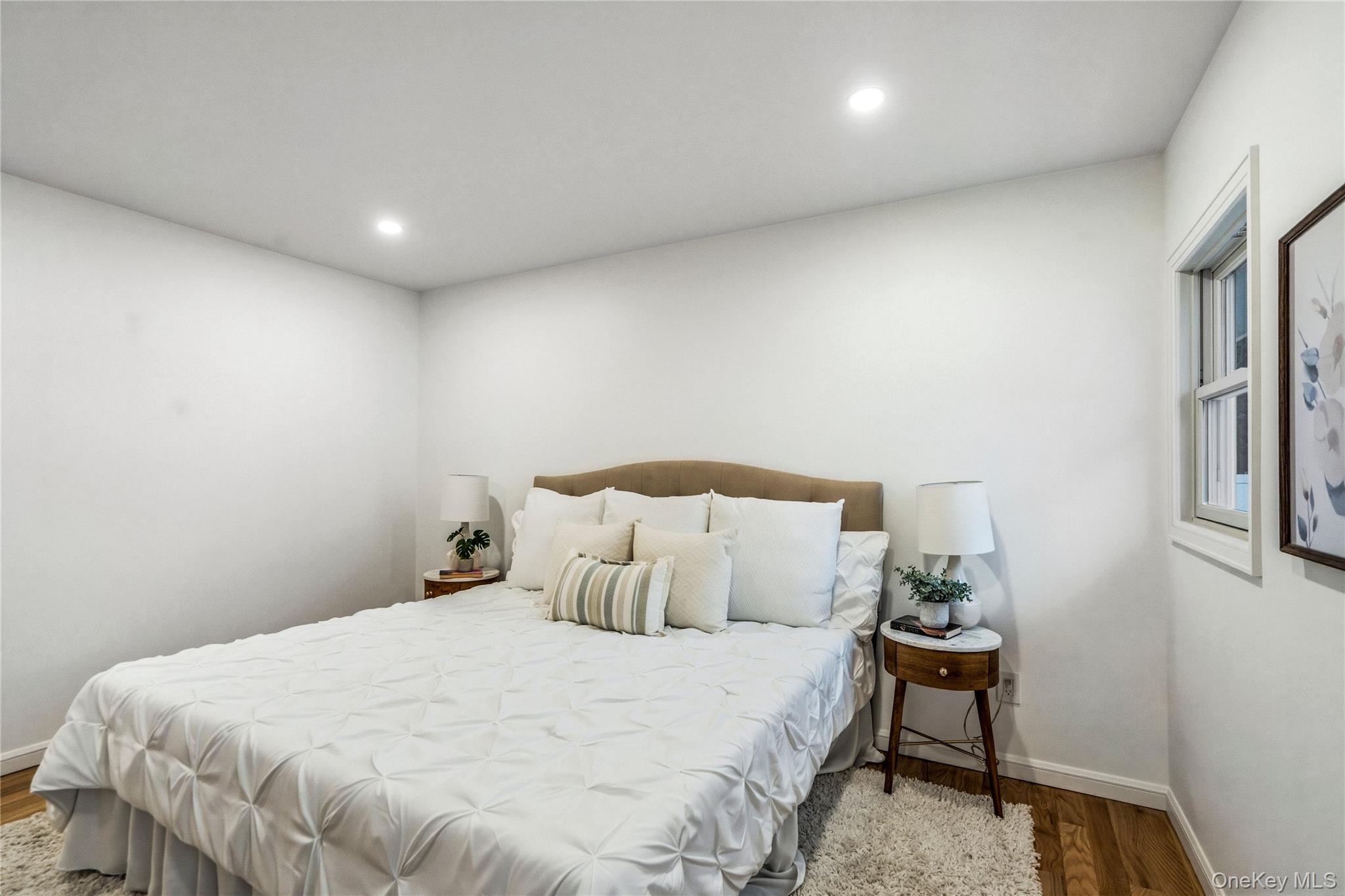 #19 photo, 2 Mohegan Drive, नासाउ काउंटी Massapequa , NY 11758