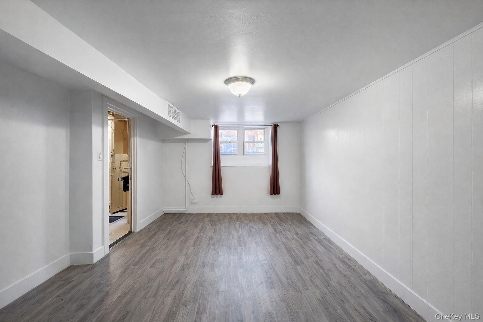 #2 photo, 21-19 29th Street, Astoria , NY 11105