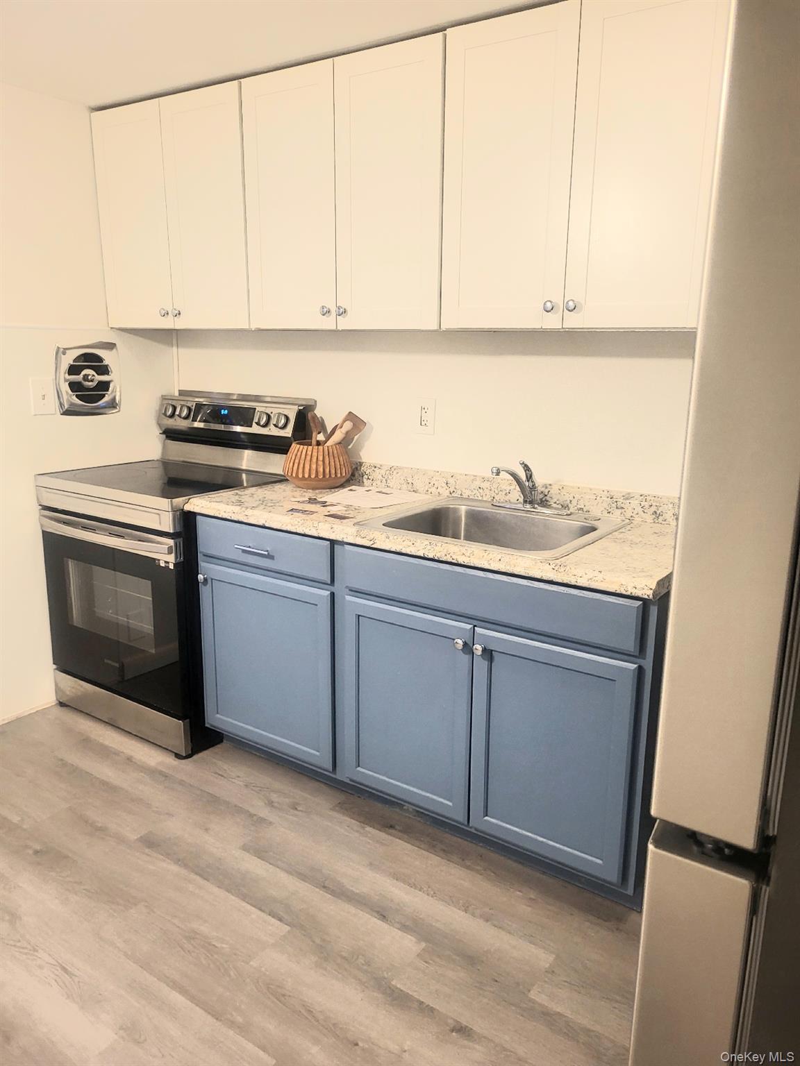 #11 photo, 1204 Parr Lake Drive, Newburgh , NY 12550