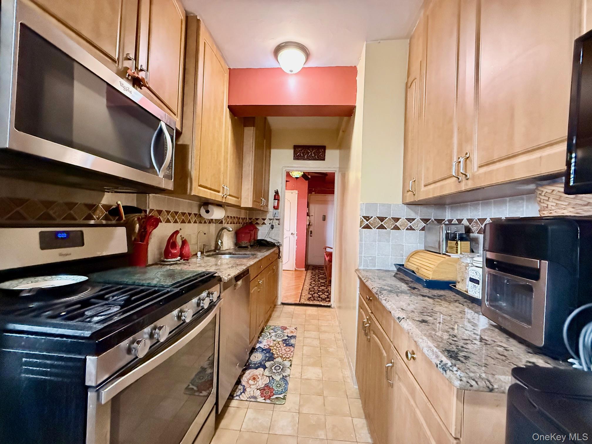 #19 photo, 6434 102nd Street, Rego Park , NY 11374