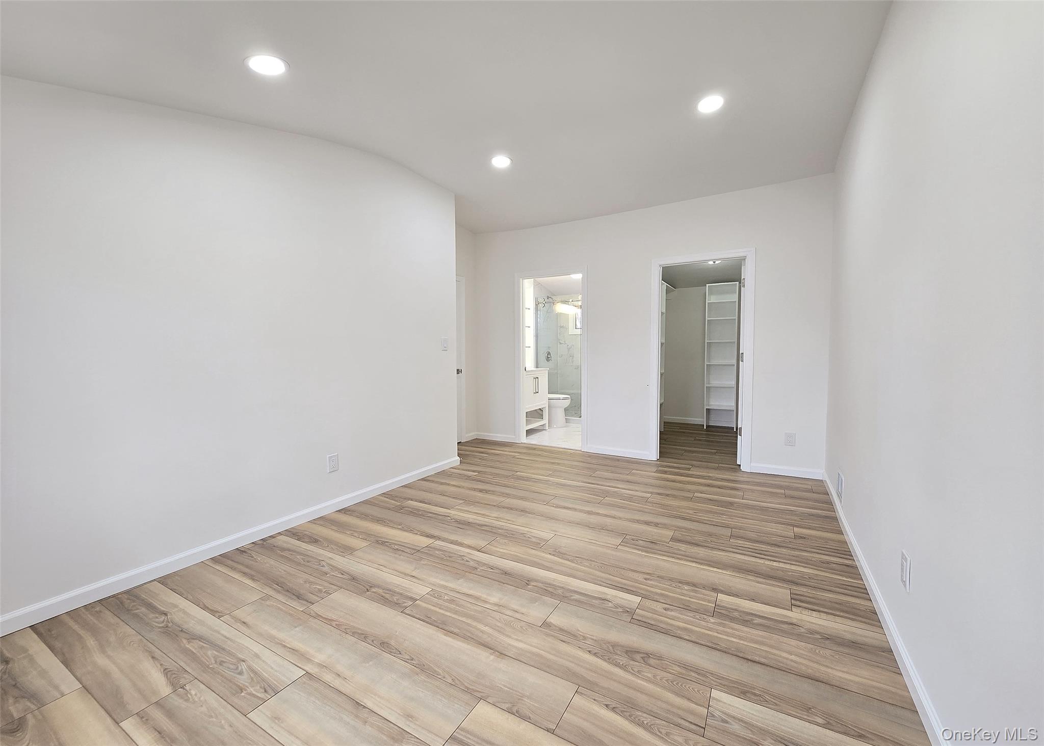 #16 photo, 21 Possum Lane, East Setauket , NY 11733