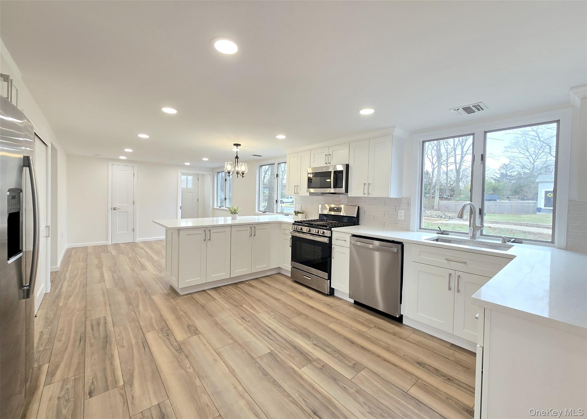 #2 photo, 21 Possum Lane, East Setauket , NY 11733