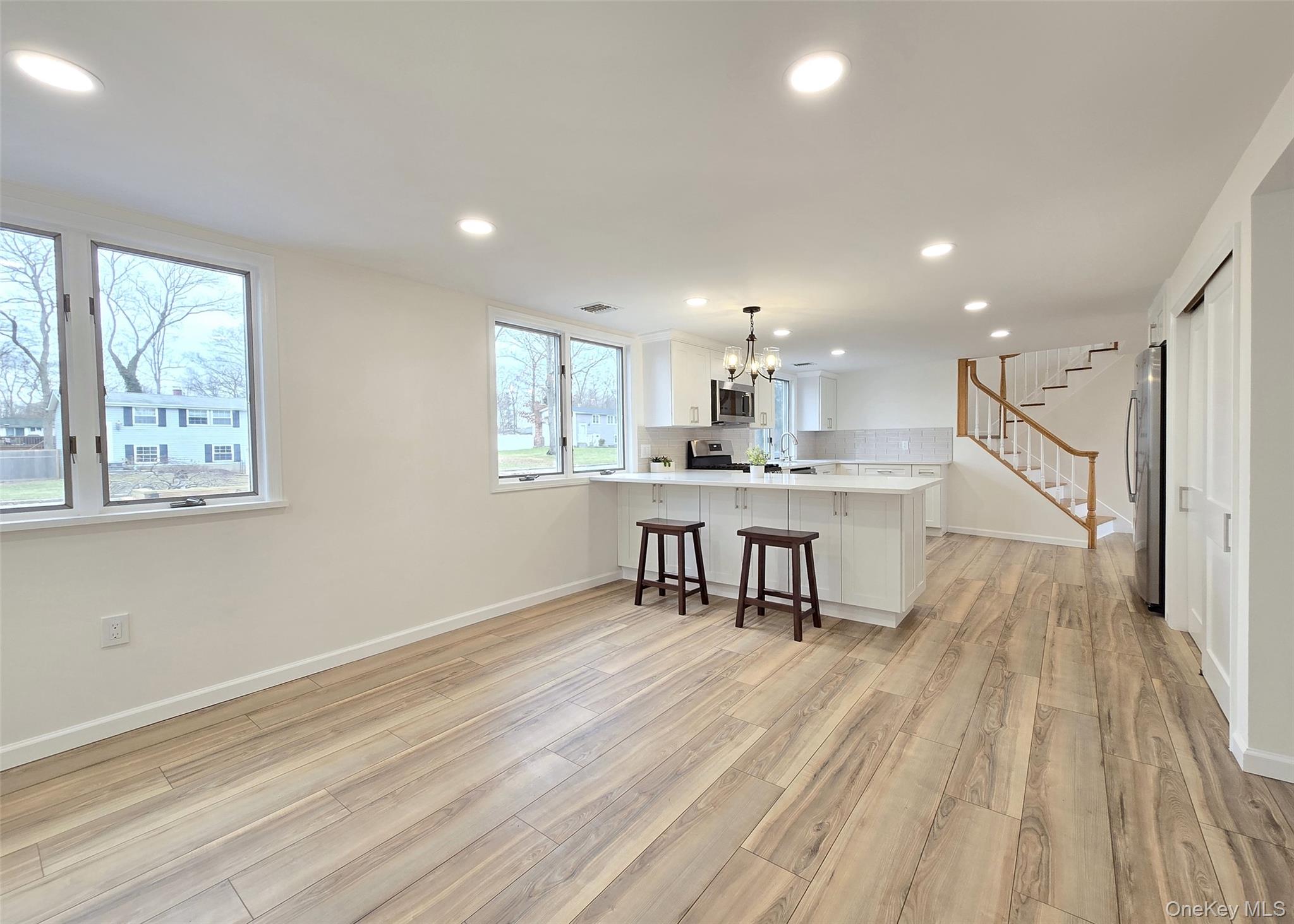 #6 photo, 21 Possum Lane, East Setauket , NY 11733