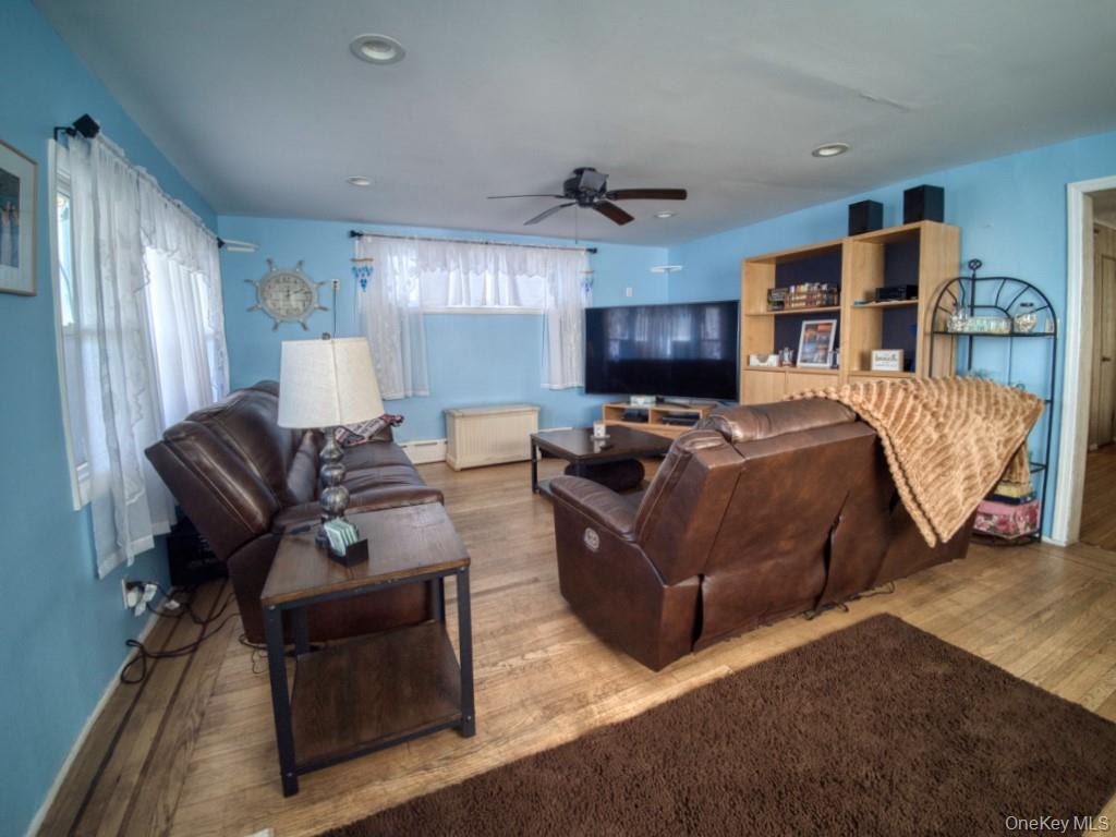 #8 photo, 43 Michigan Street, Long Beach , NY 11561