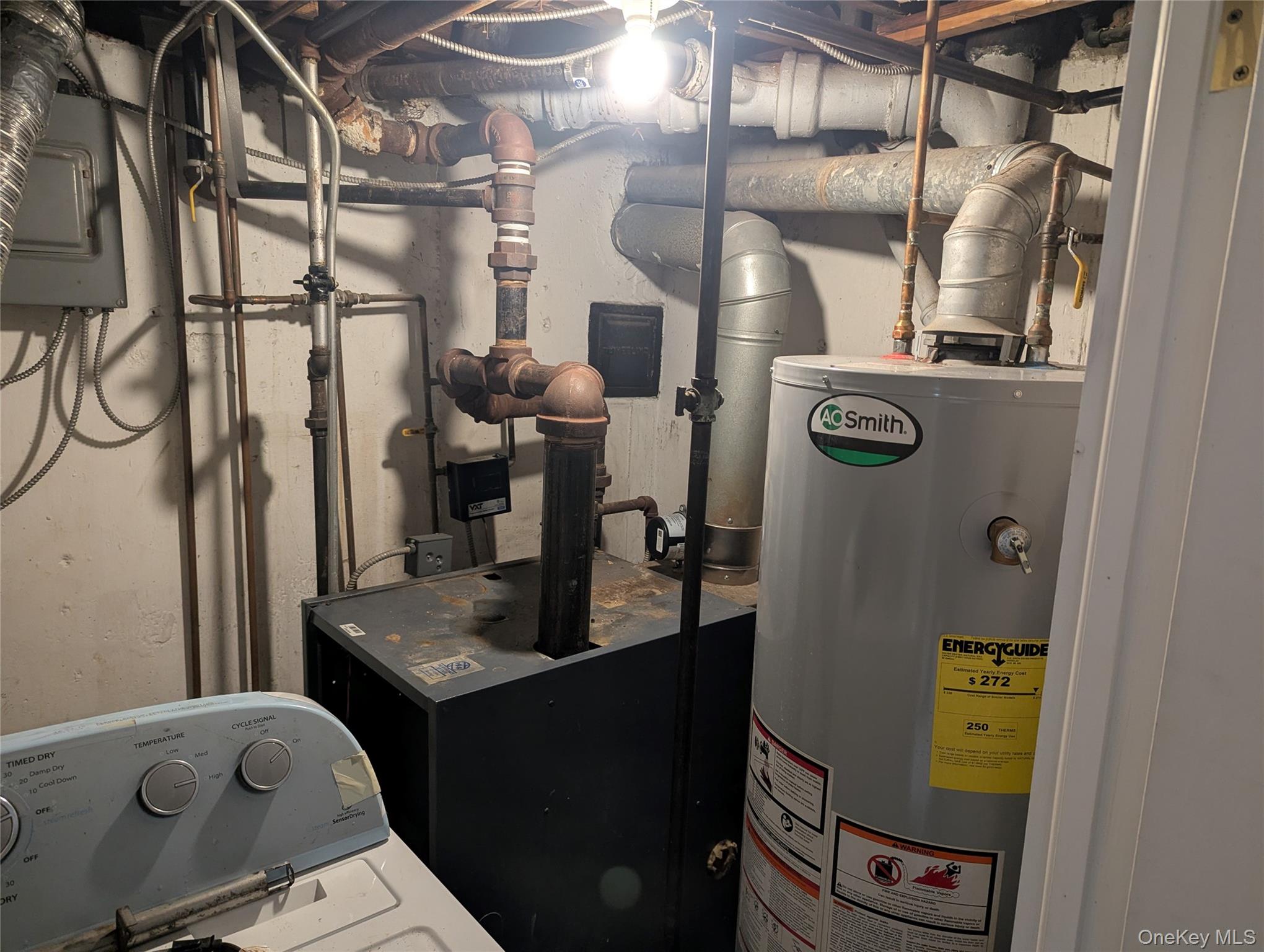 #12 photo, 13710 64th Road, Flushing , NY 11367