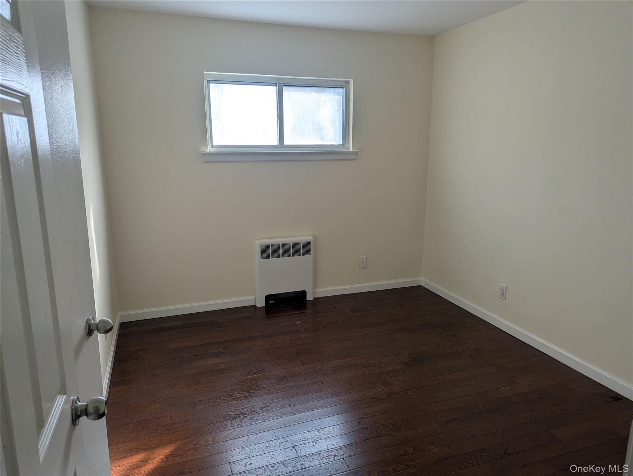 #9 photo, 13710 64th Road, Flushing , NY 11367