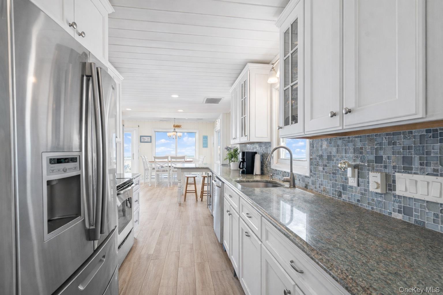 #4 photo, 23 Scallop Lane, 롱 아일랜드 South Jamesport , NY 11970