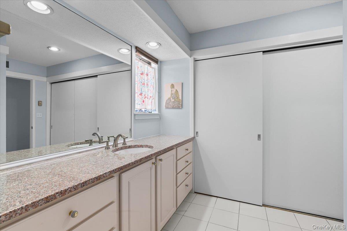 #15 photo, 78 Heritage Hills, Somers , NY 10589