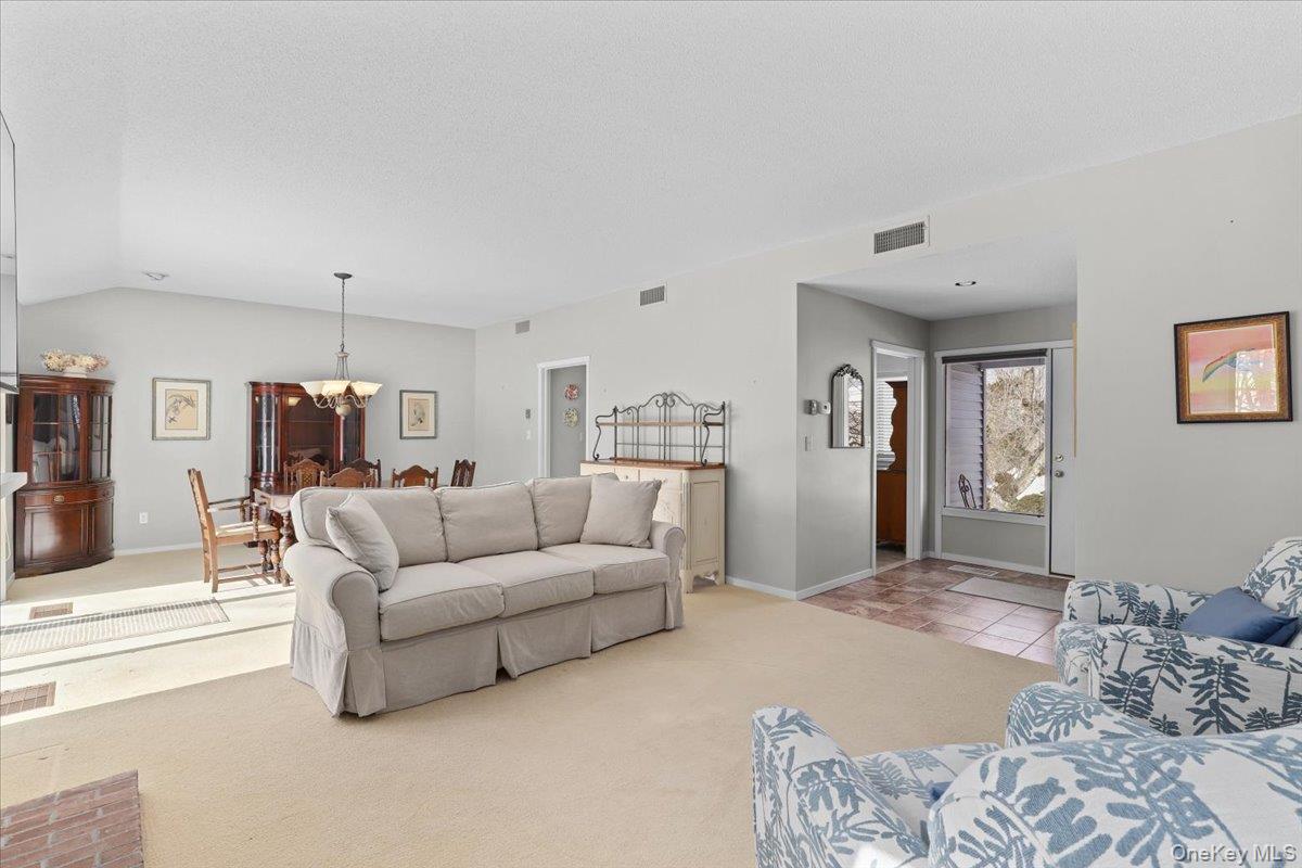 #5 photo, 78 Heritage Hills, Somers , NY 10589