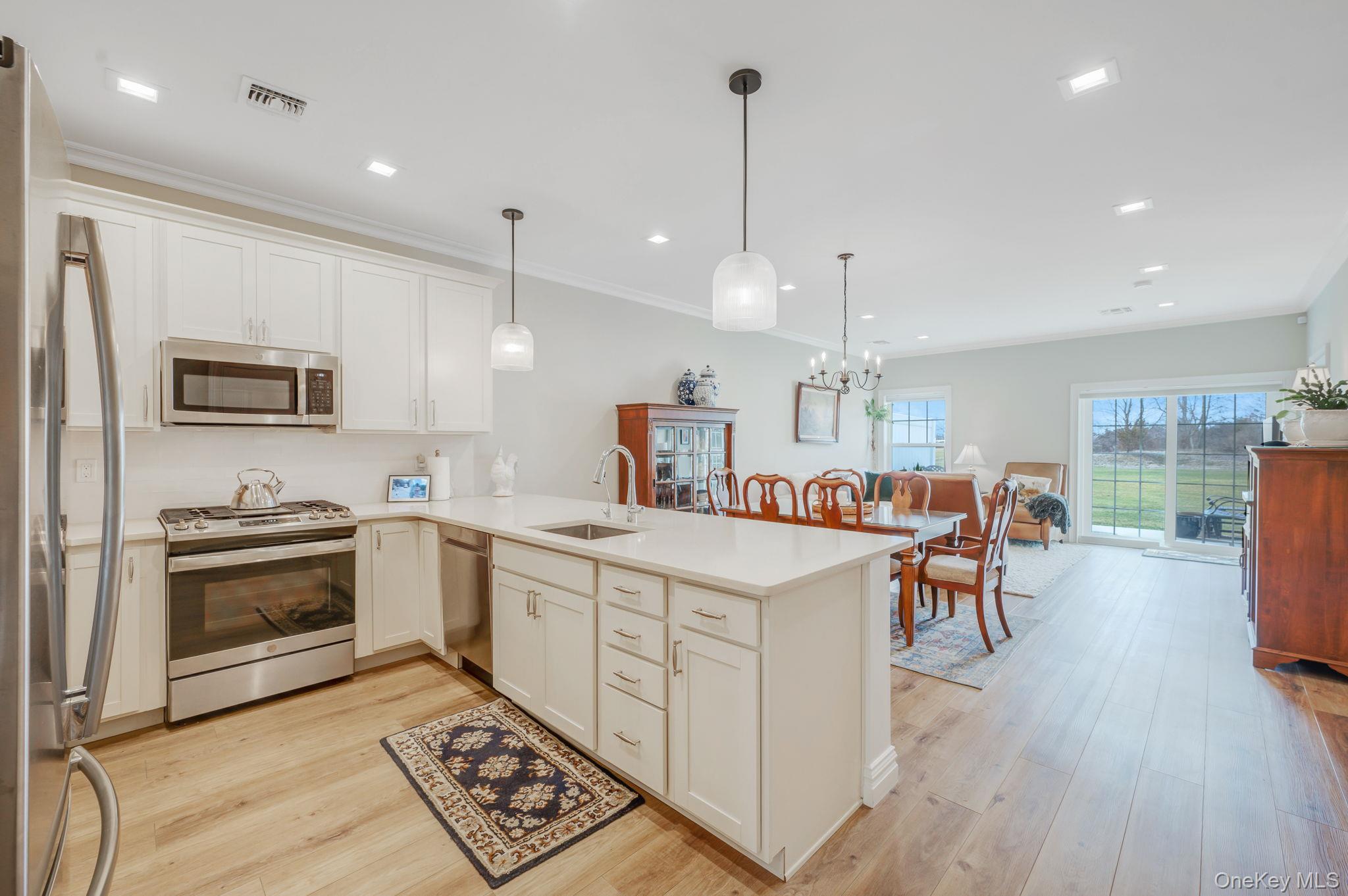 #7 photo, 3104 Fox Hill Drive, Baiting Hollow , NY 11933