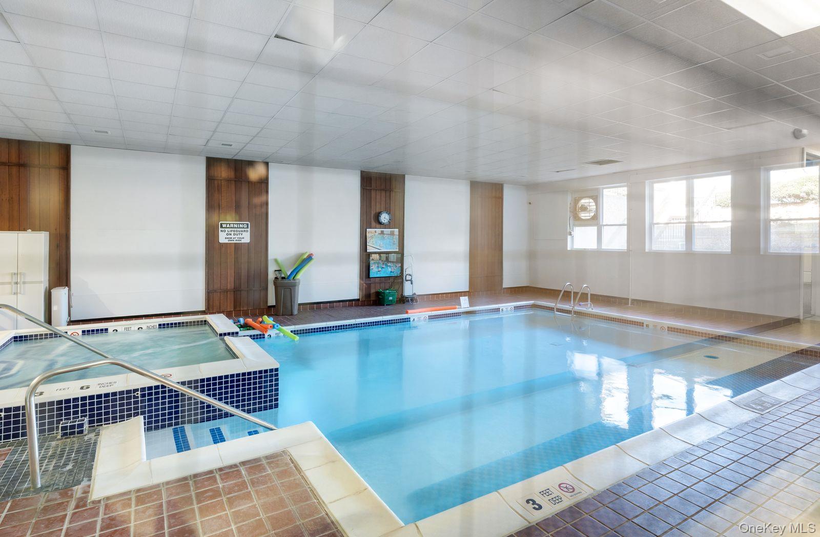 #13 photo, 506 Drew Drive, 东长岛 圣占士 Saint James , NY 11780