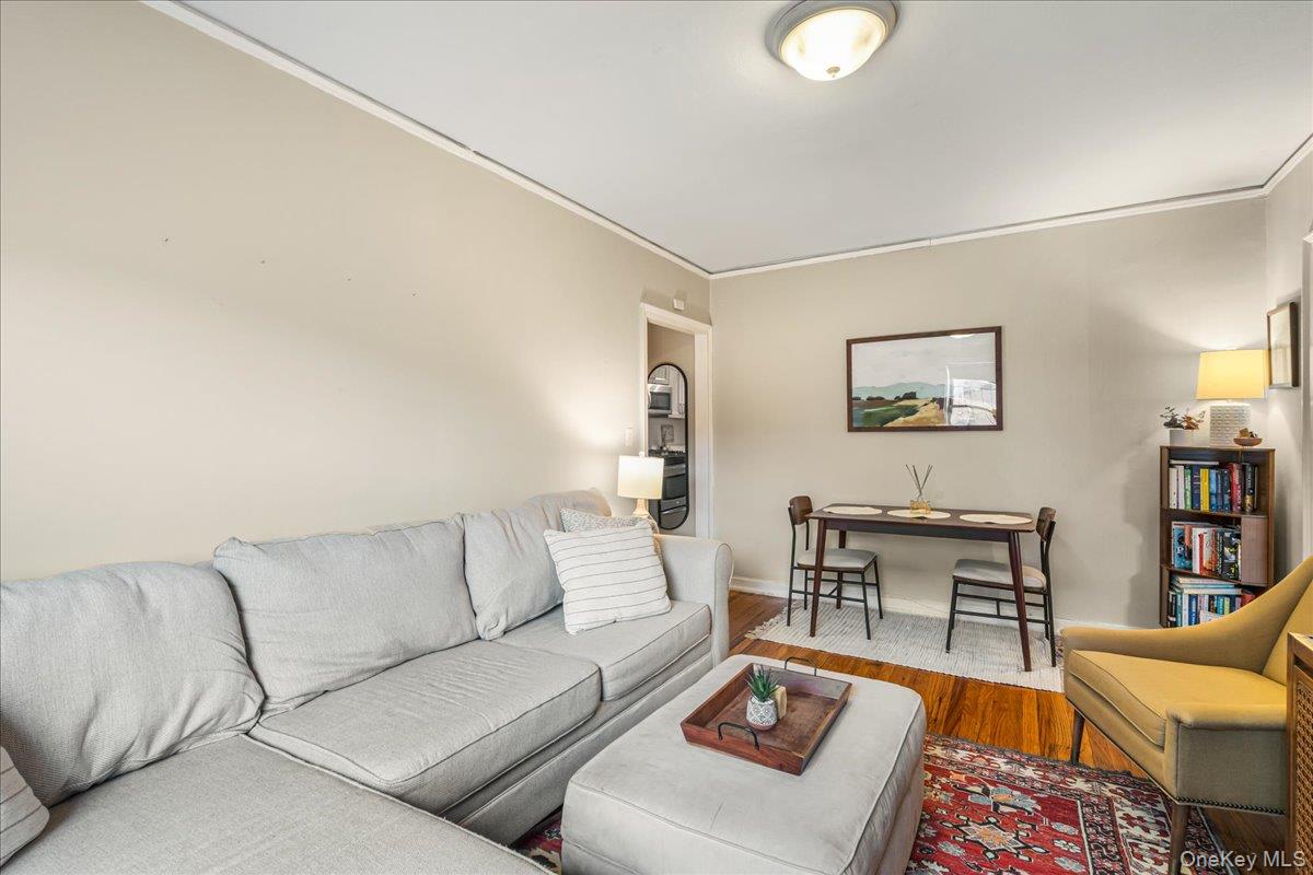 #7 photo, 30-47 Hobart Street, 皇后區 木邊 Woodside , NY 11377