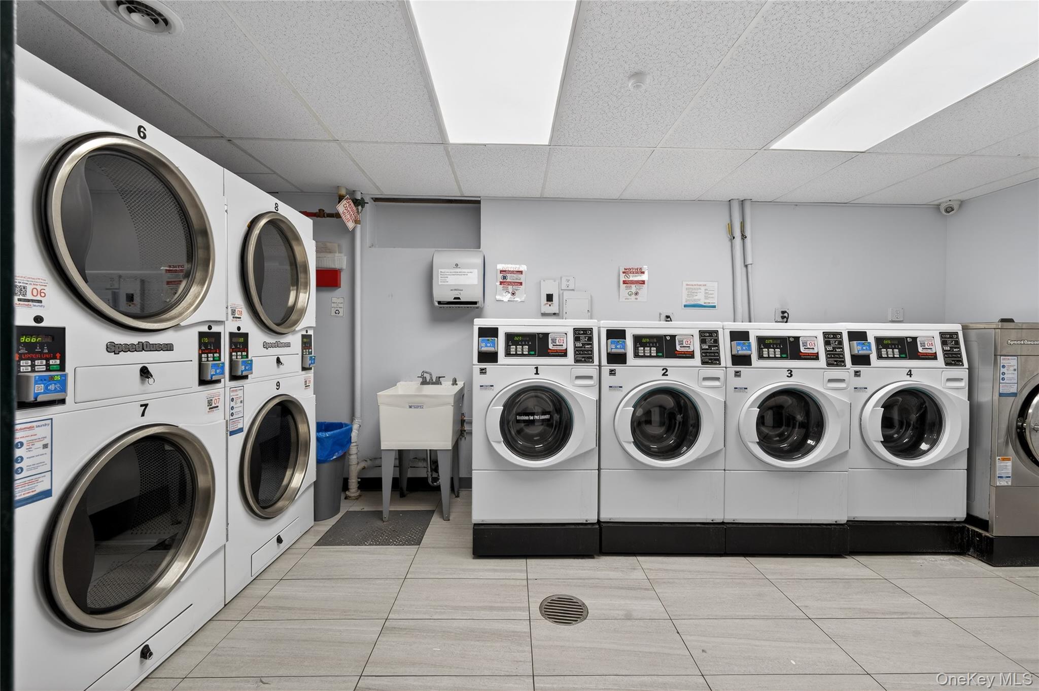 #19 photo, 8385 116th Street, Kew Gardens , NY 11418