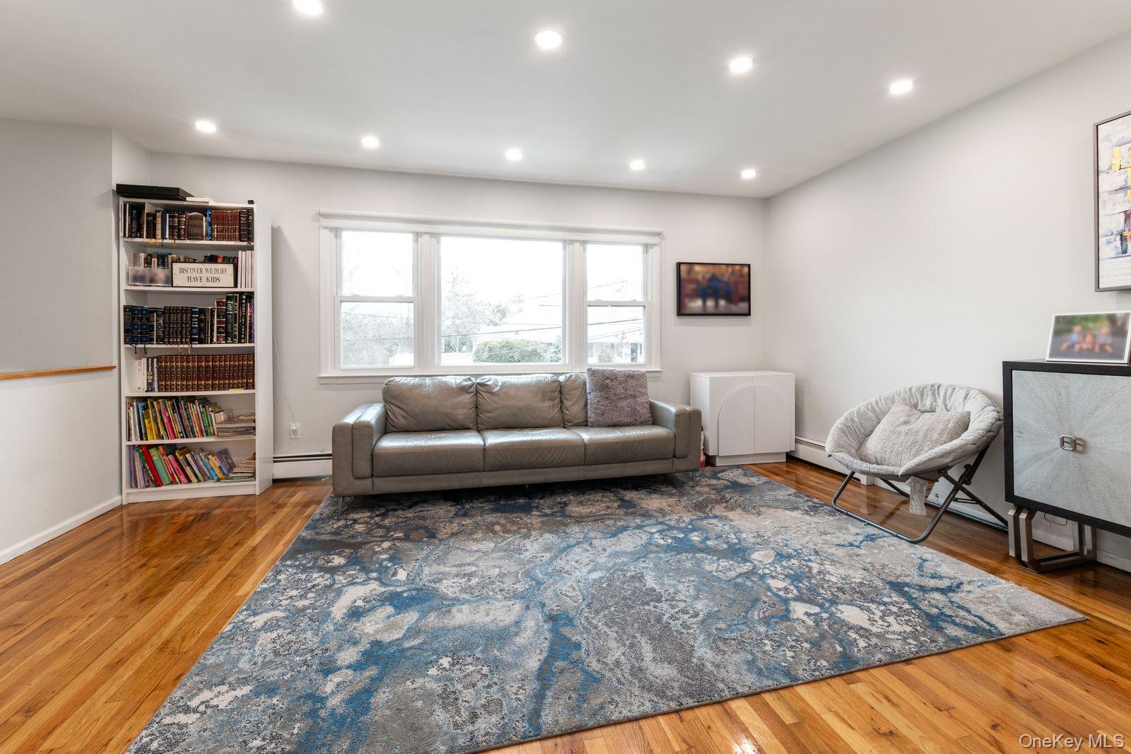 #6 photo, 409 barnard Avenue, Woodmere , NY 11559