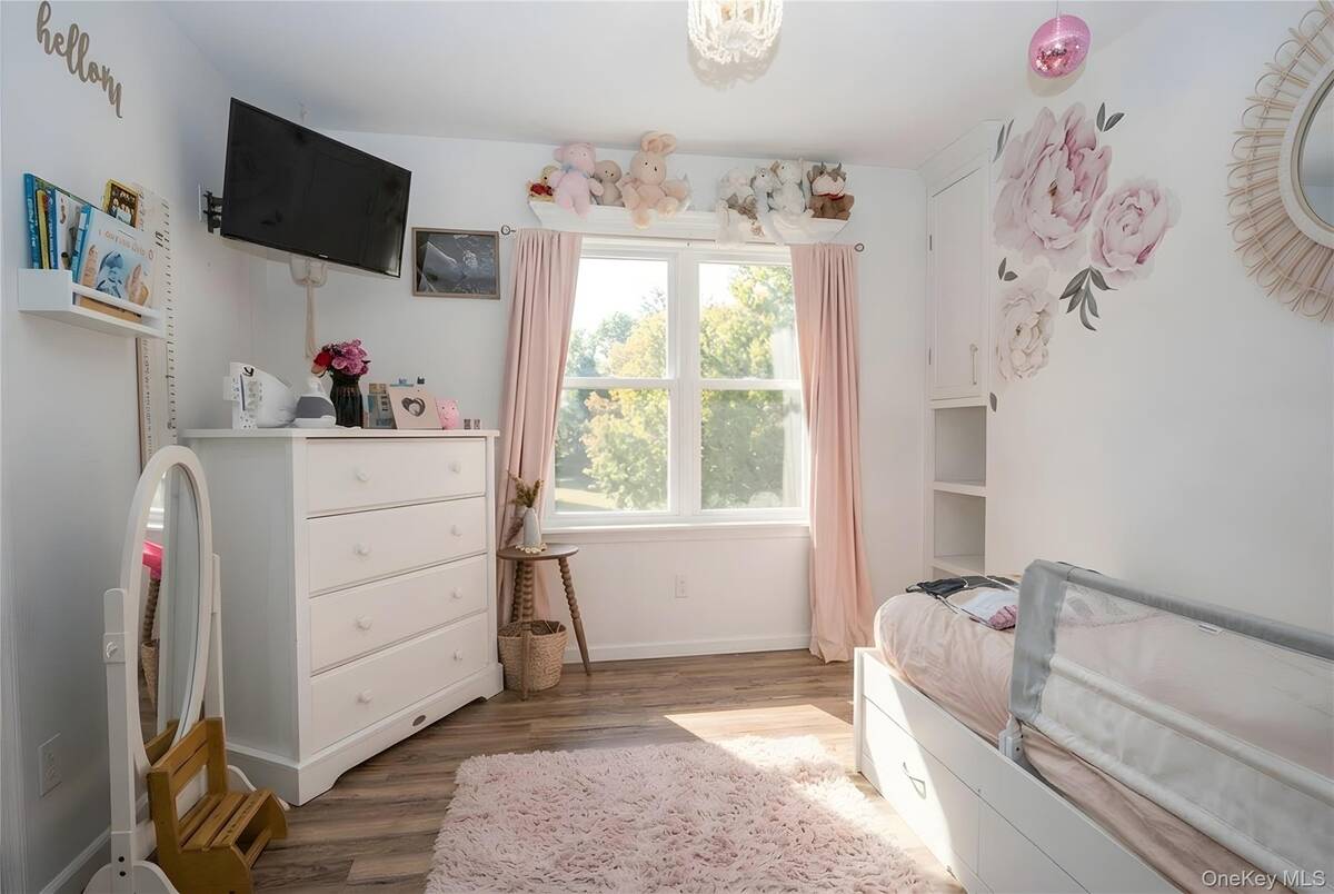 #11 photo, 27 Ferndale Avenue, Miller Place , NY 11764