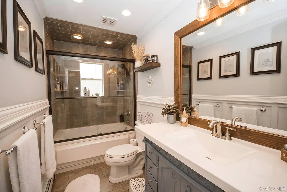 #12 photo, 27 Ferndale Avenue, Miller Place , NY 11764