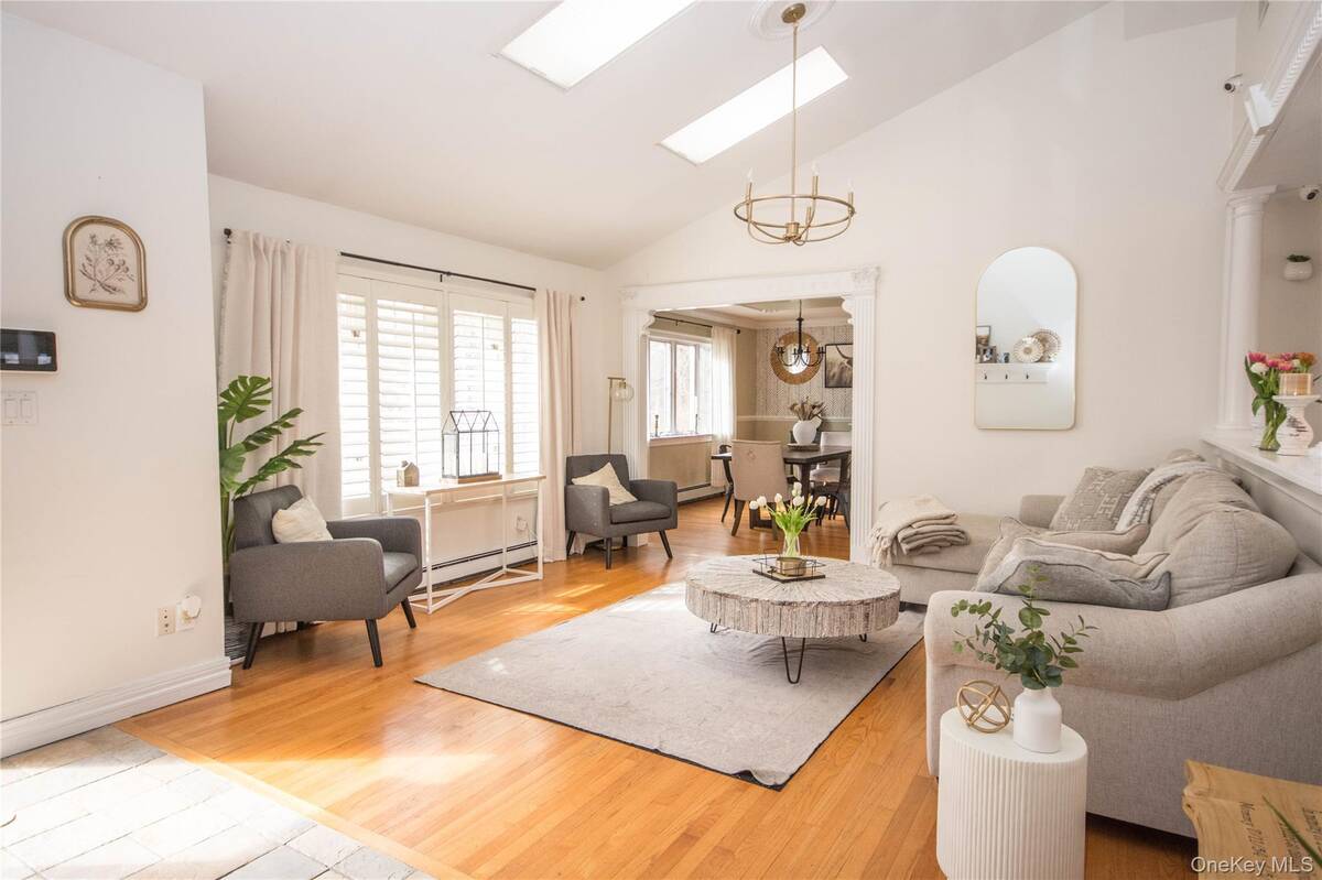 #5 photo, 27 Ferndale Avenue, Miller Place , NY 11764