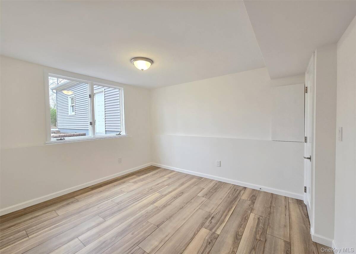 #8 photo, 21 Possum Lane, East Setauket , NY 11733