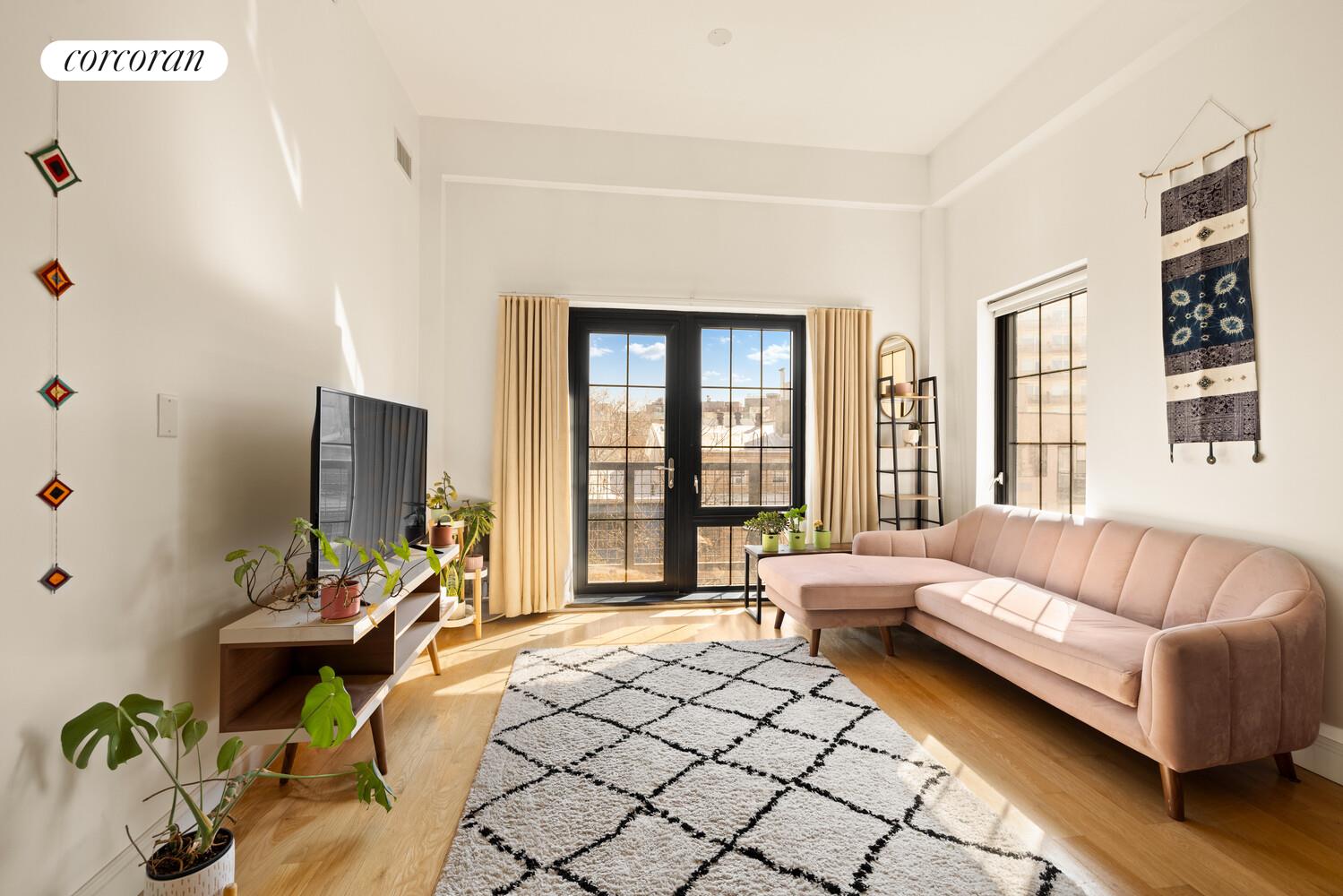 #1 photo, 42 MASPETH Avenue, הברונקס East Williamsburg , NY 11211