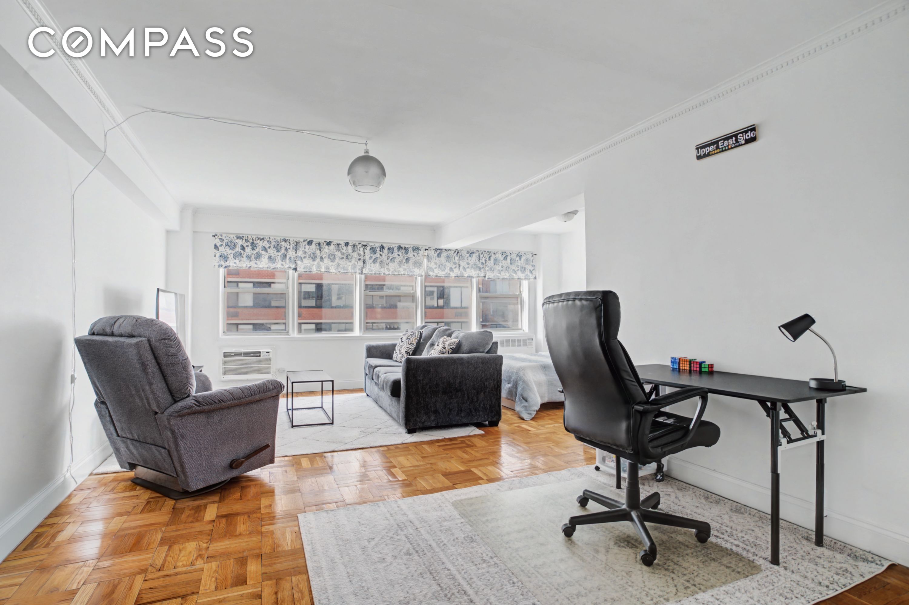 #5 photo, 333 E 75th Street, Lenox Hill , NY 10021