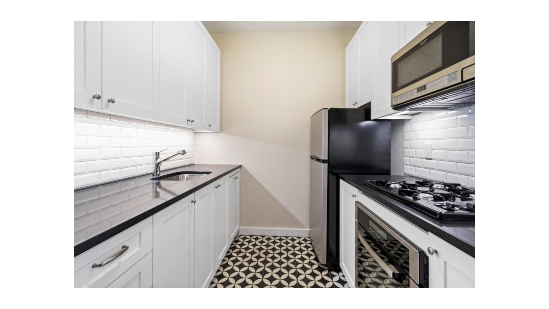 #7 photo, New York City, Lenox Hill , NY 10021