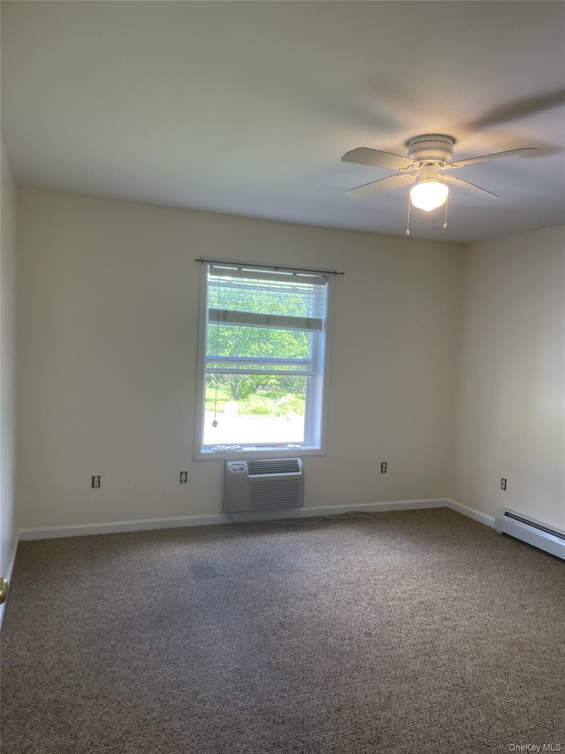 #4 photo, 696 South, Highland , NY 12528