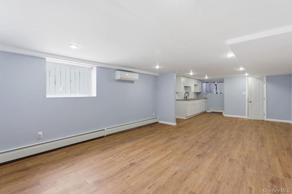 #13 photo, 8928 133rd Avenue, 皇后區 Ozone Park , NY 11417