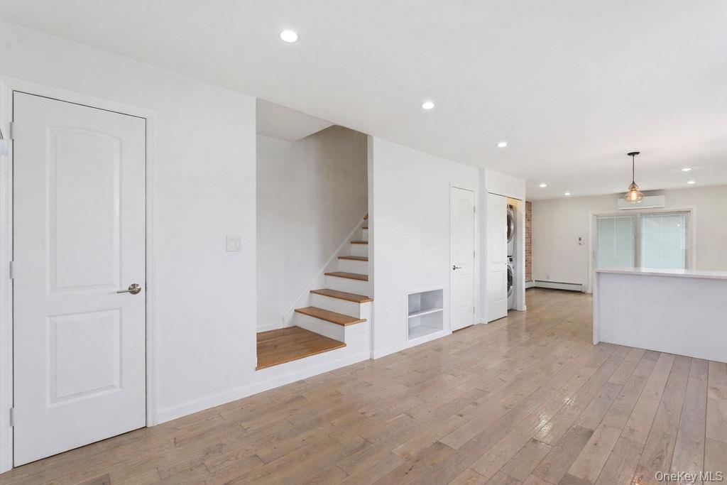 #4 photo, 8928 133rd Avenue, 皇后區 Ozone Park , NY 11417