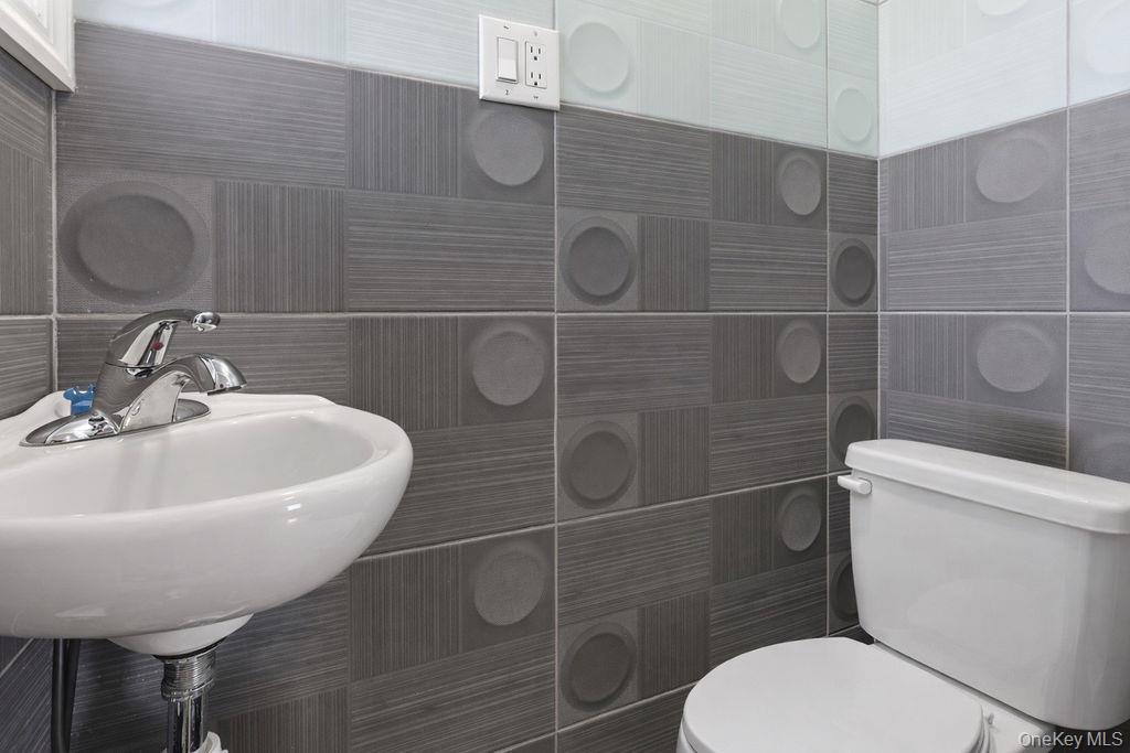 #6 photo, 8928 133rd Avenue, 皇后區 Ozone Park , NY 11417