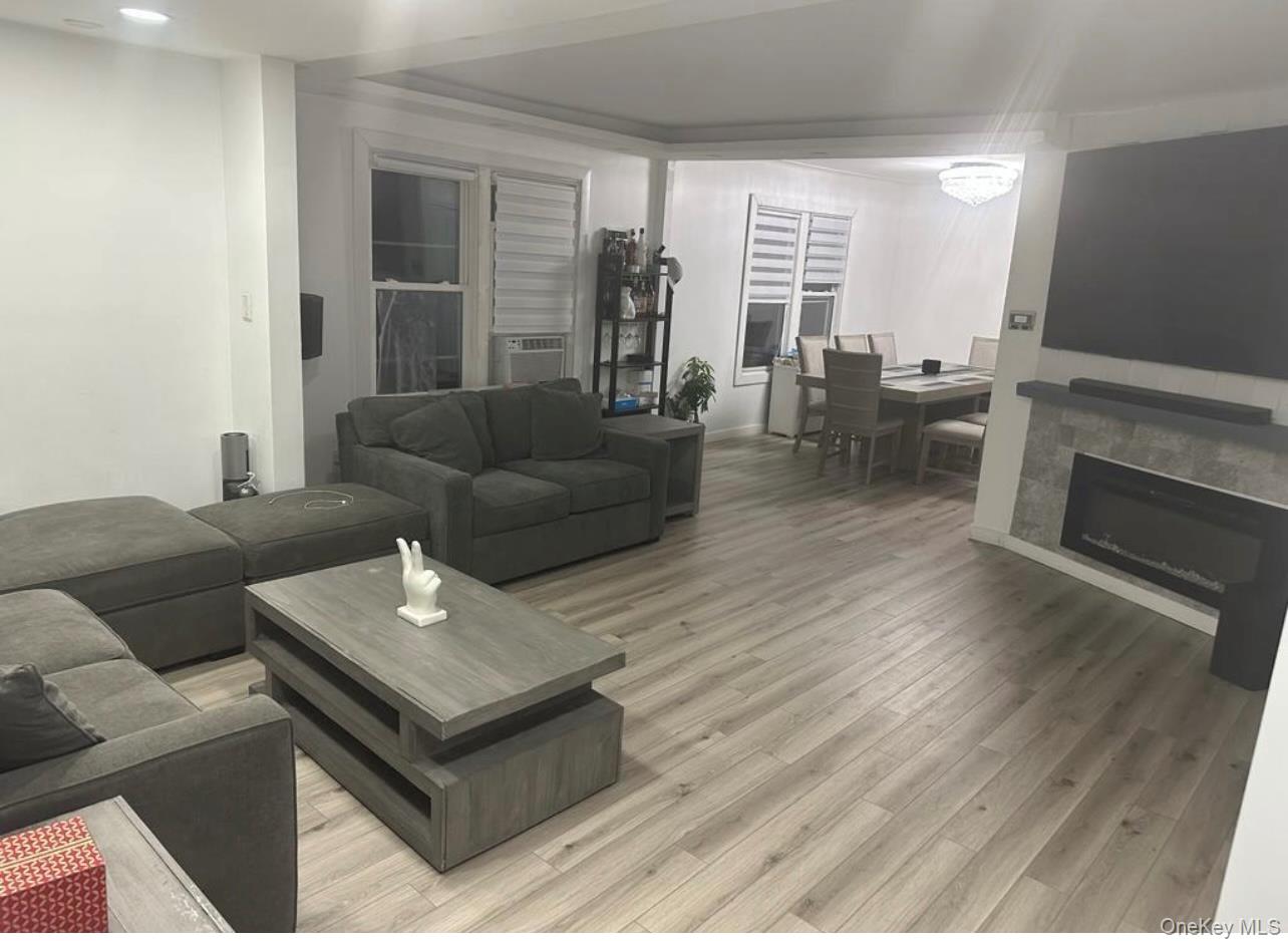 #2 photo, 10973 203rd Street, 皇后區 Jamaica , NY 11412