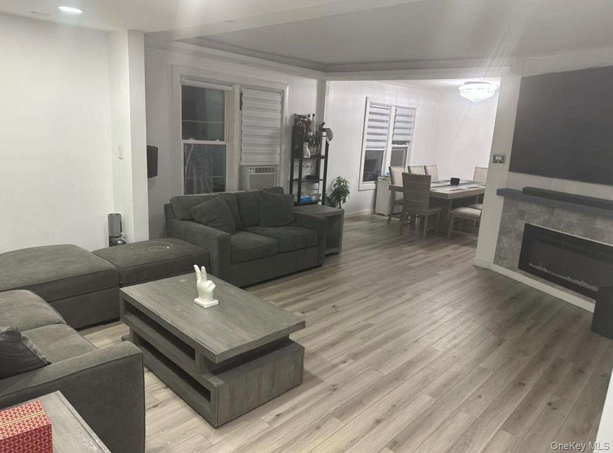 #6 photo, 10973 203rd Street, 皇后區 Jamaica , NY 11412