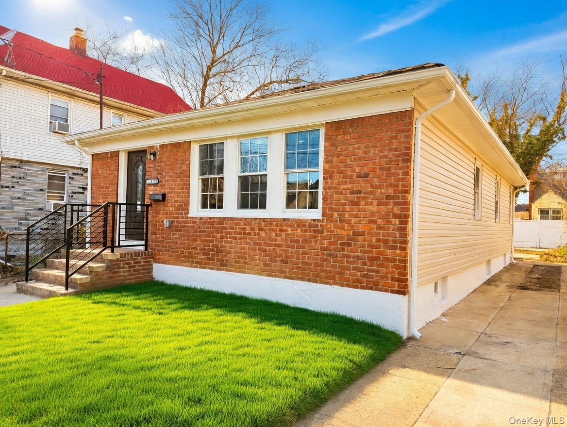 #1 photo, 12323 Milburn Street, 皇后區 Springfield Gardens , NY 11413