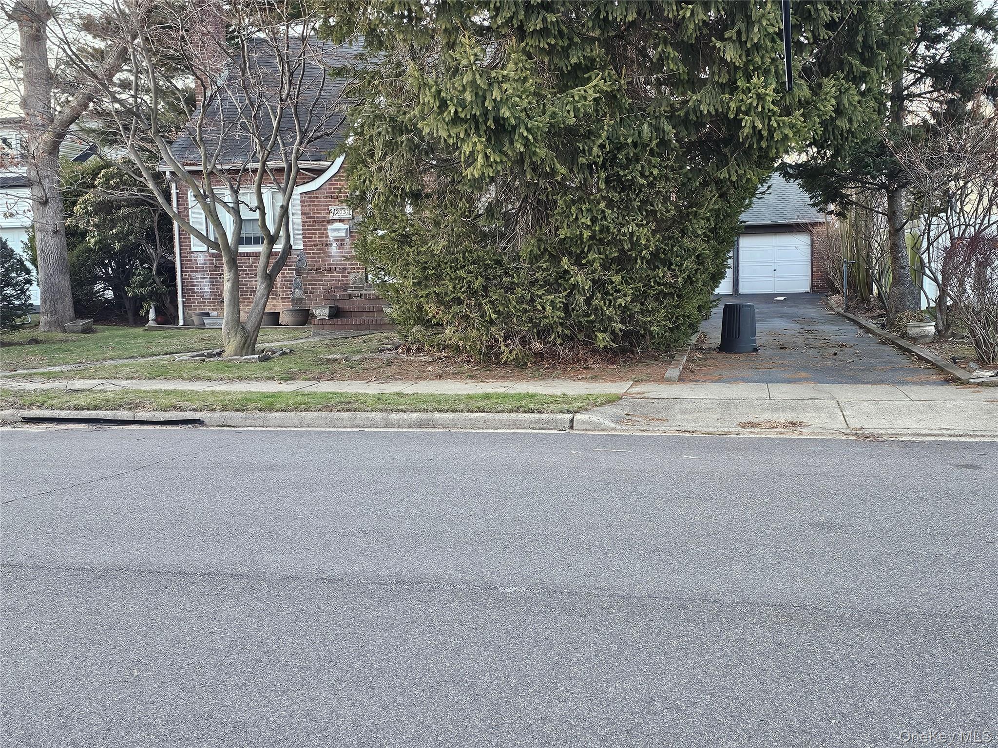 #1 photo, 203 Massachusetts Avenue, Massapequa , NY 11758