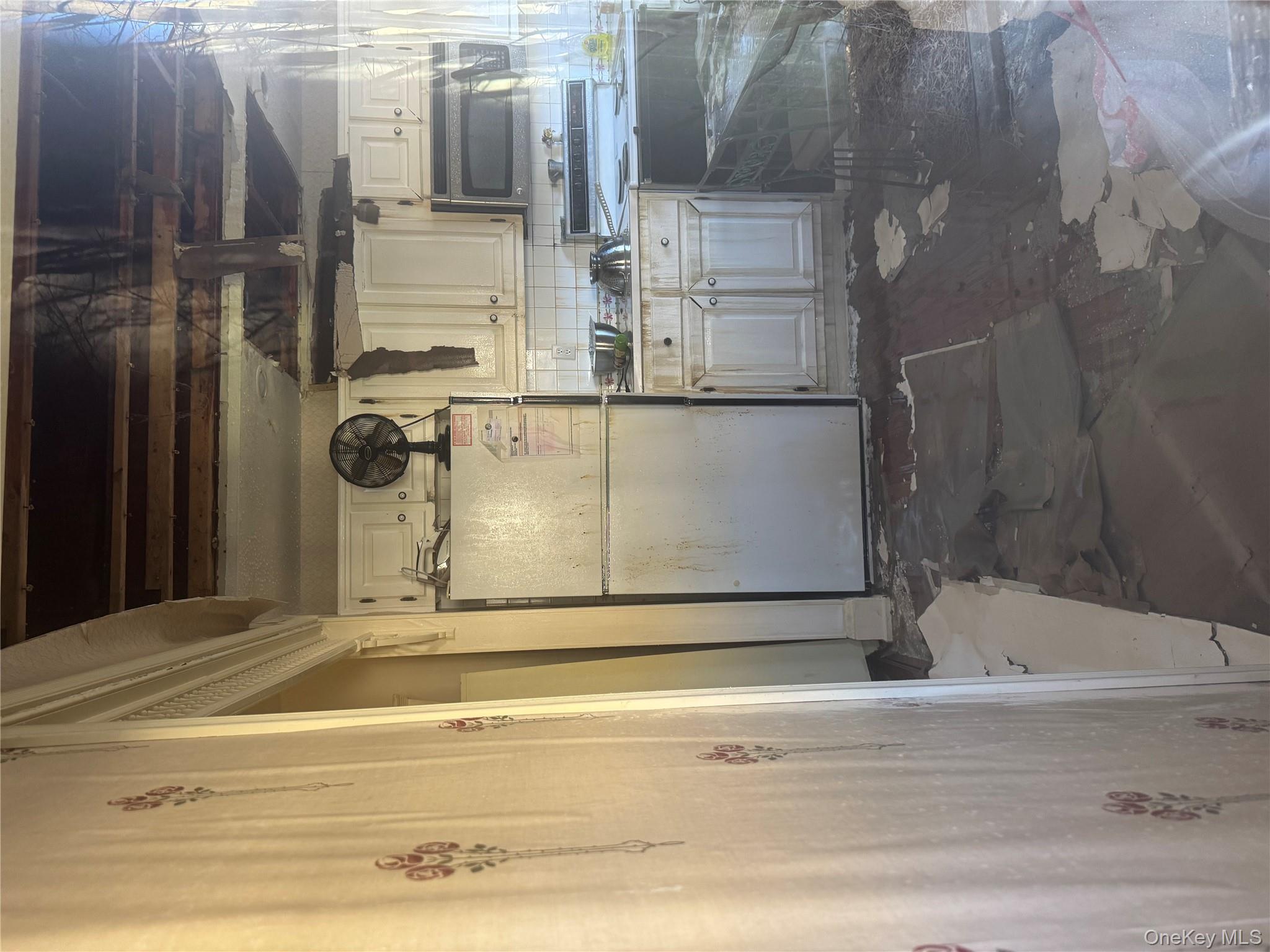 #4 photo, 203 Massachusetts Avenue, Massapequa , NY 11758