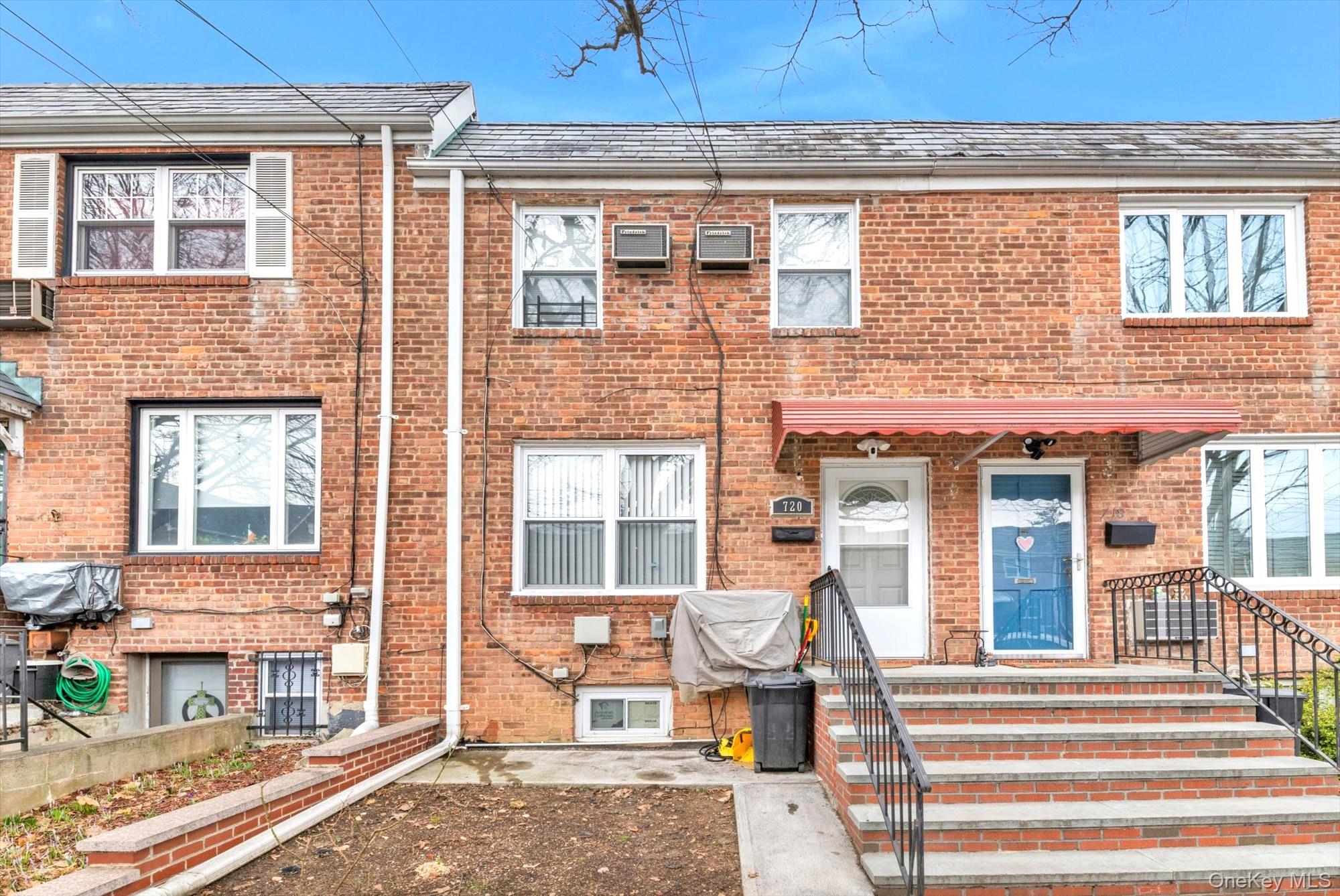 #1 photo, 7-20 160th Street, 皇后區 Whitestone , NY 11357