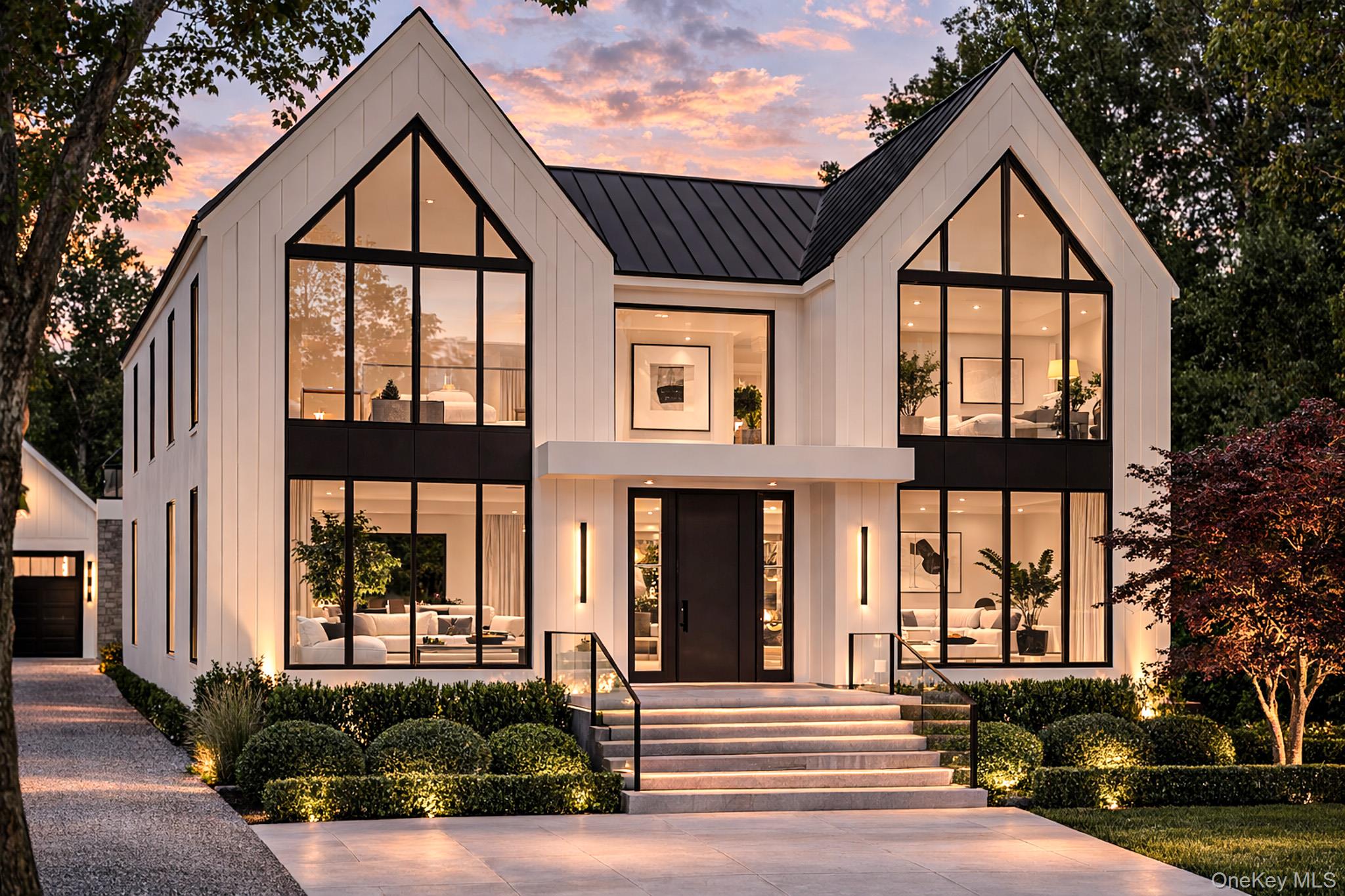 #1 photo, 345 The Strand, מחוז סאפוק East Marion , NY 11939