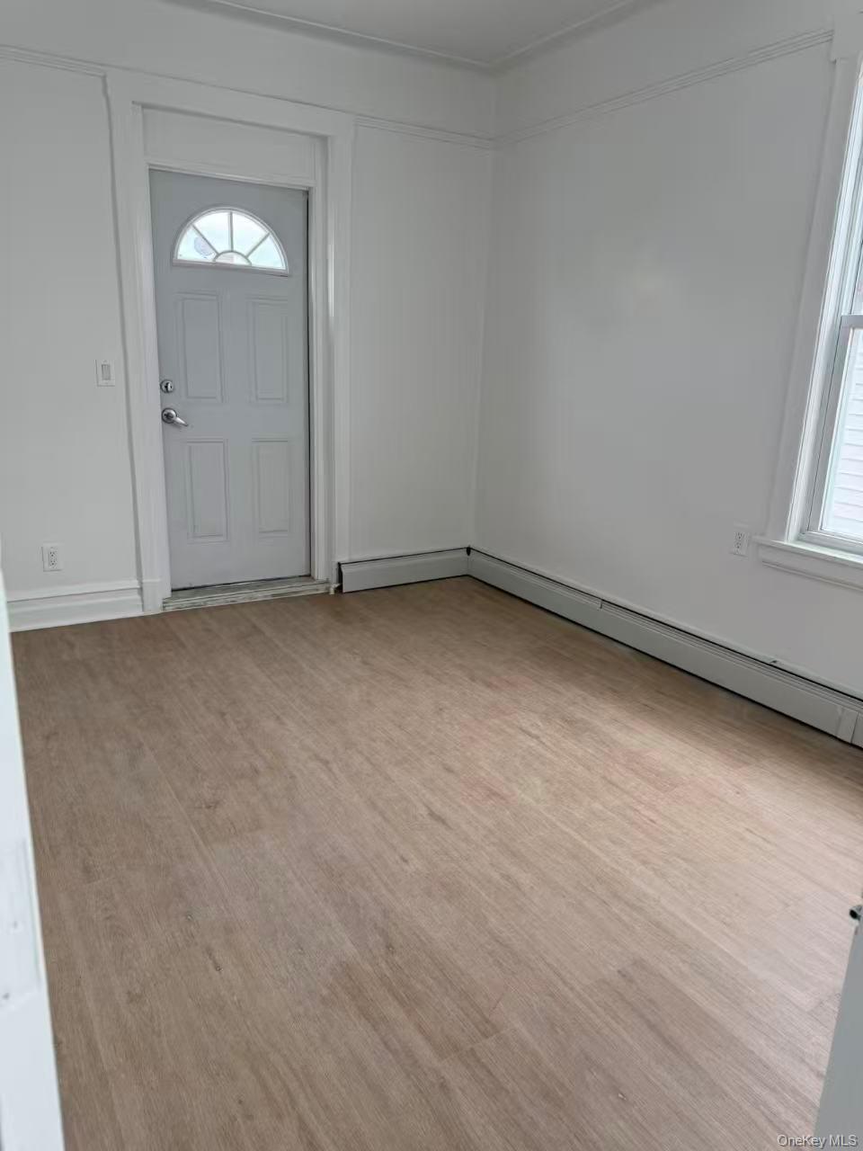 #4 photo, 643 72nd Street, Brooklyn , NY 11209