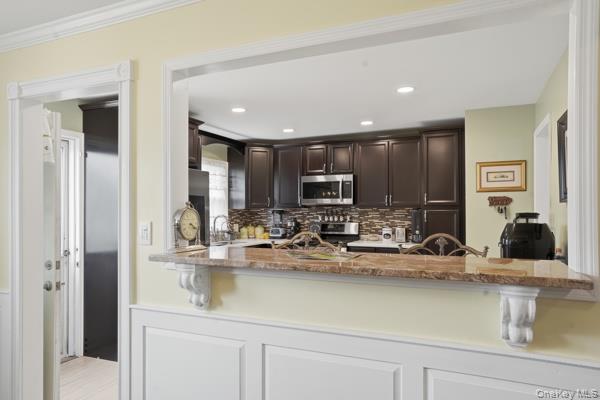 #5 photo, 209 Summit Drive, New Windsor , NY 12553