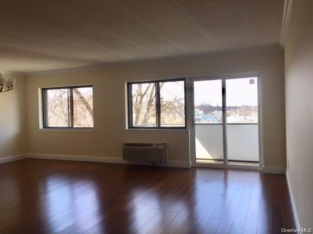 #7 photo, 30 Greenridge Avenue, White Plains , NY 10605