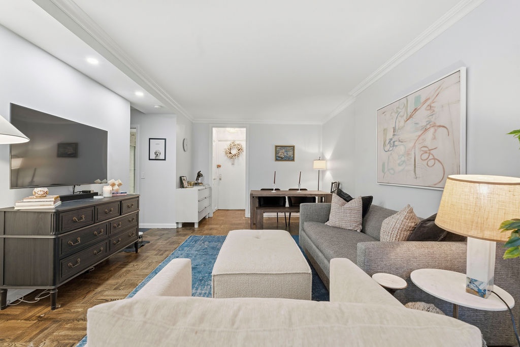 #6 photo, 315 E 72nd Street, 맨해튼 Upper East Side , NY 10021