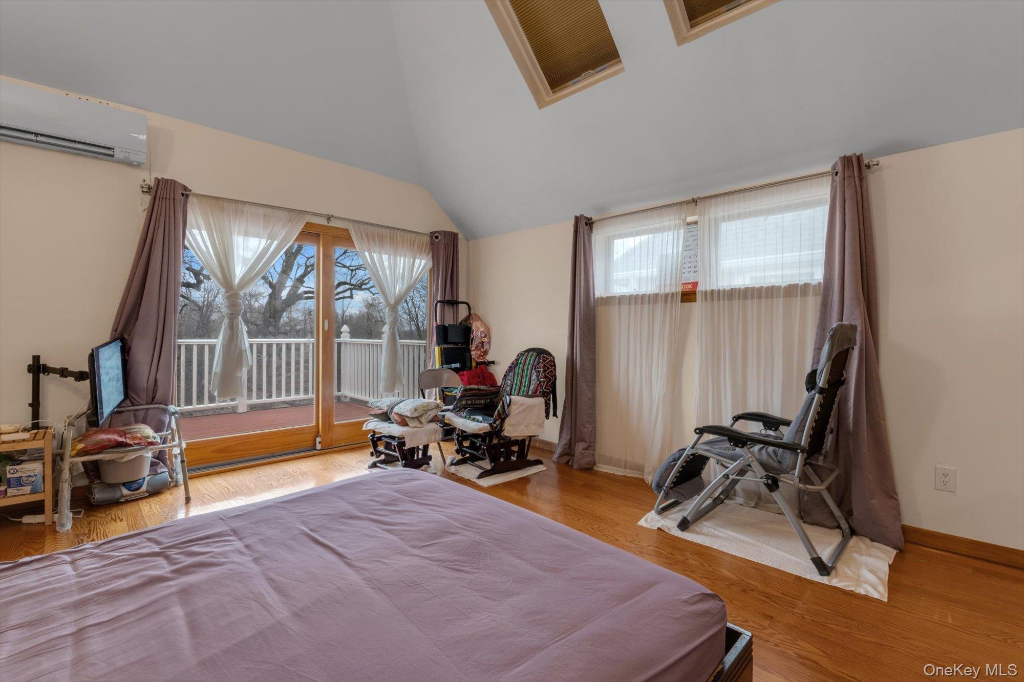 #10 photo, 217-63 Corbett Road, कुईंस Bayside , NY 11361