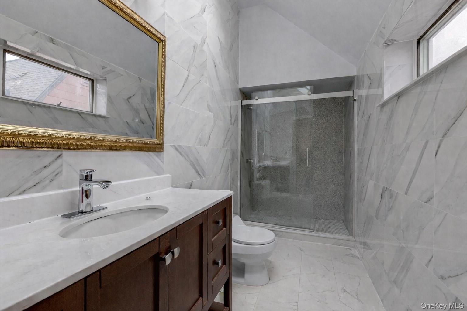 #14 photo, 217-63 Corbett Road, कुईंस Bayside , NY 11361