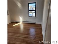 #16 photo, 361 E Olive Street, מחוז נסאו Long Beach , NY 11561