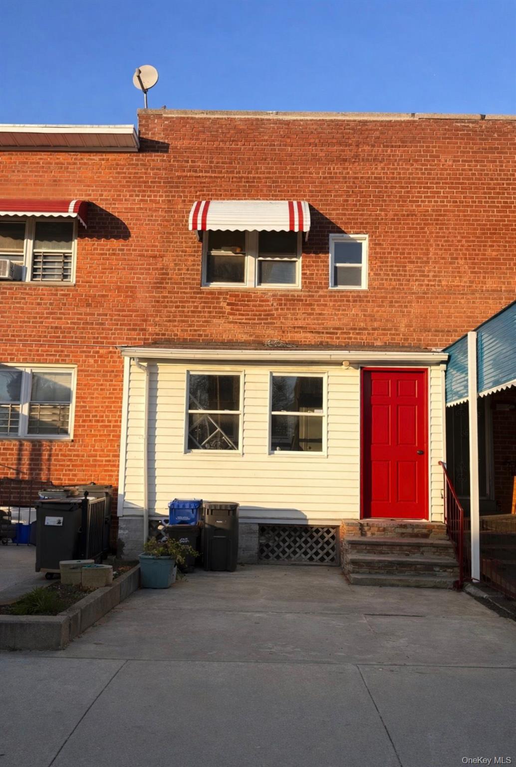 #1 photo, 1249 E 223rd Street, Bronx , NY 10466